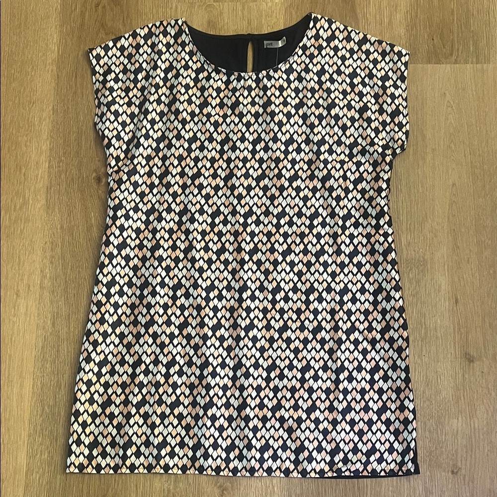 NWT Spirit Navy and Cream Geometric Tunic